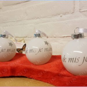 kerstbal gekleurd